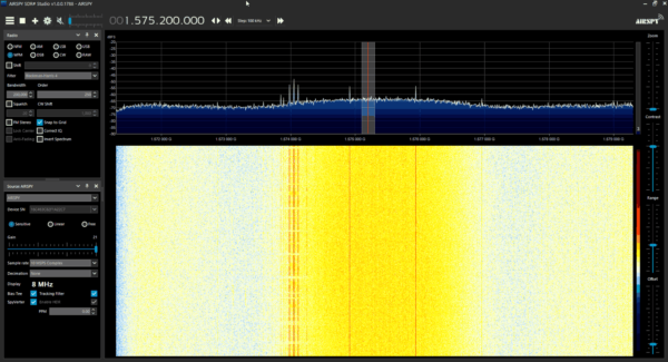 RTL-SDR Blog Active L-Band 1525-1660 Inmarsat to Iridium Patch Antenna Set - Image 5