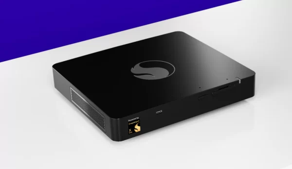 ThunderComm Snapdragon Dev Kit for Windows C8380-12C-MP-32G