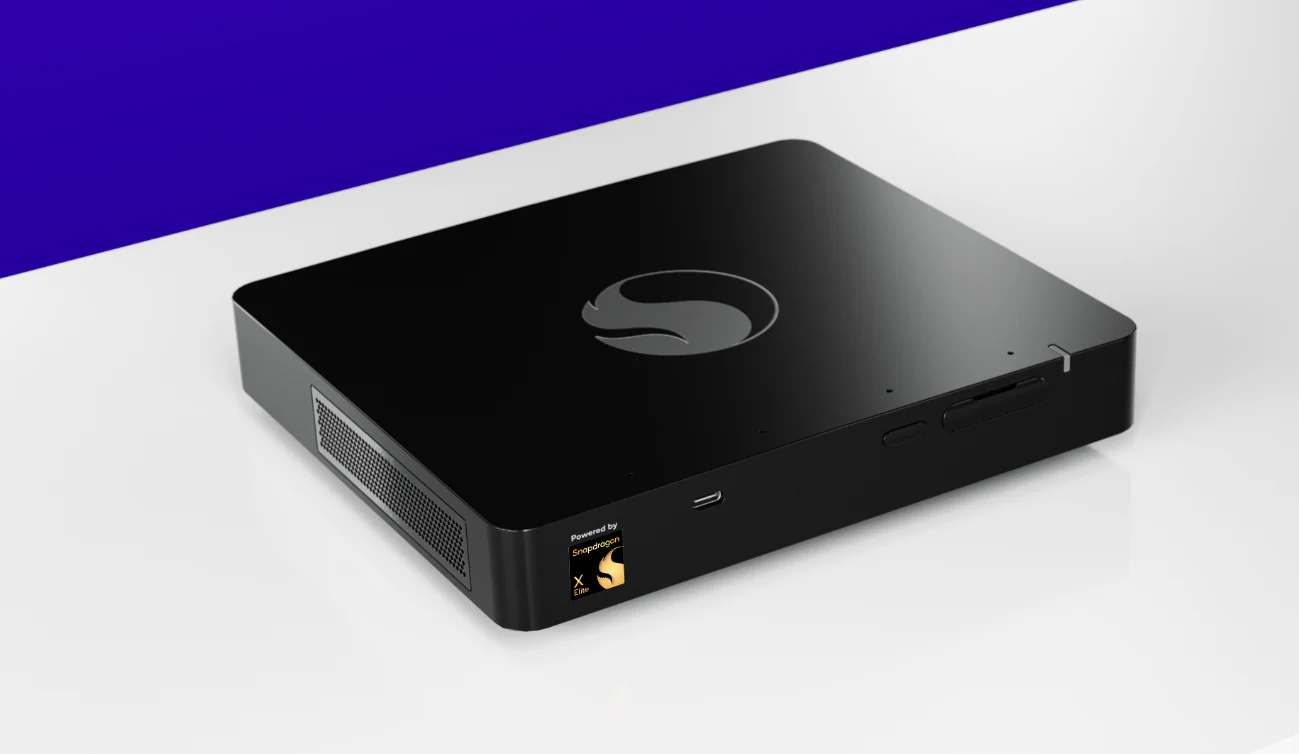 1 ThunderComm Snapdragon Dev Kit for Windows C8380-12C-MP-32G - Image 1
